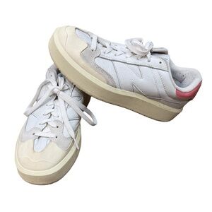 ✨ New Balance CT302 Low-Top Sneakers White Leather Pink Heel Tab - M 9, W 10.5‎